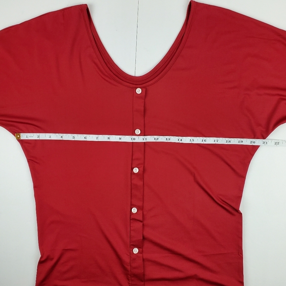 Red scoop neck pullover top faux button front L - Picture 6 of 7